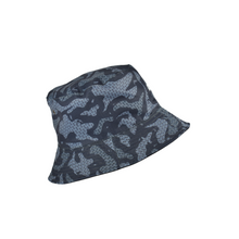 Charger l&#39;image dans la galerie, Reversible Bucket Hat - Black &amp; Camo
